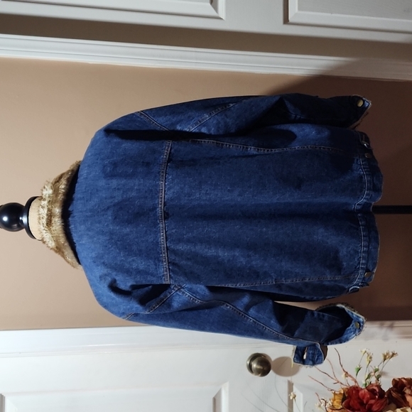 BIG DOGS Women's Jean Jacket - Picture 9 of 10